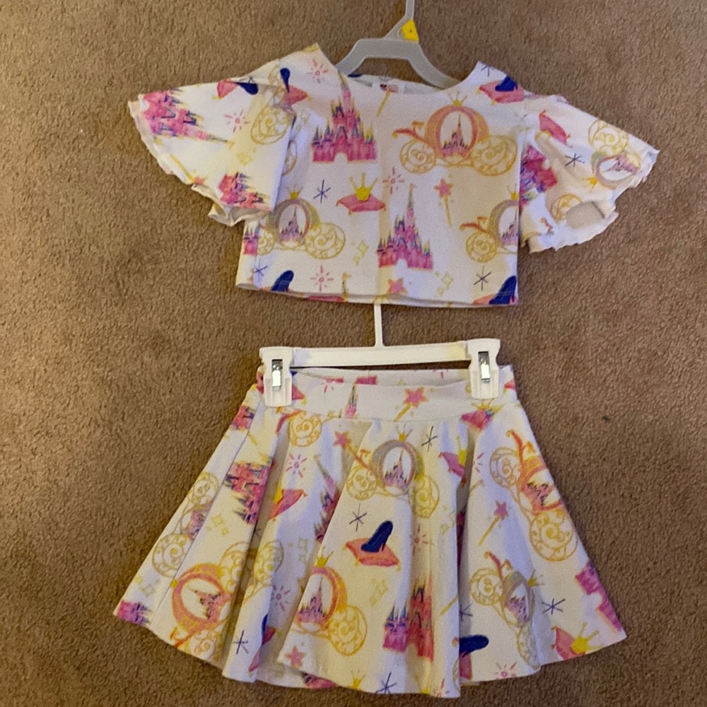 Two piece Disney outfit Cinderella